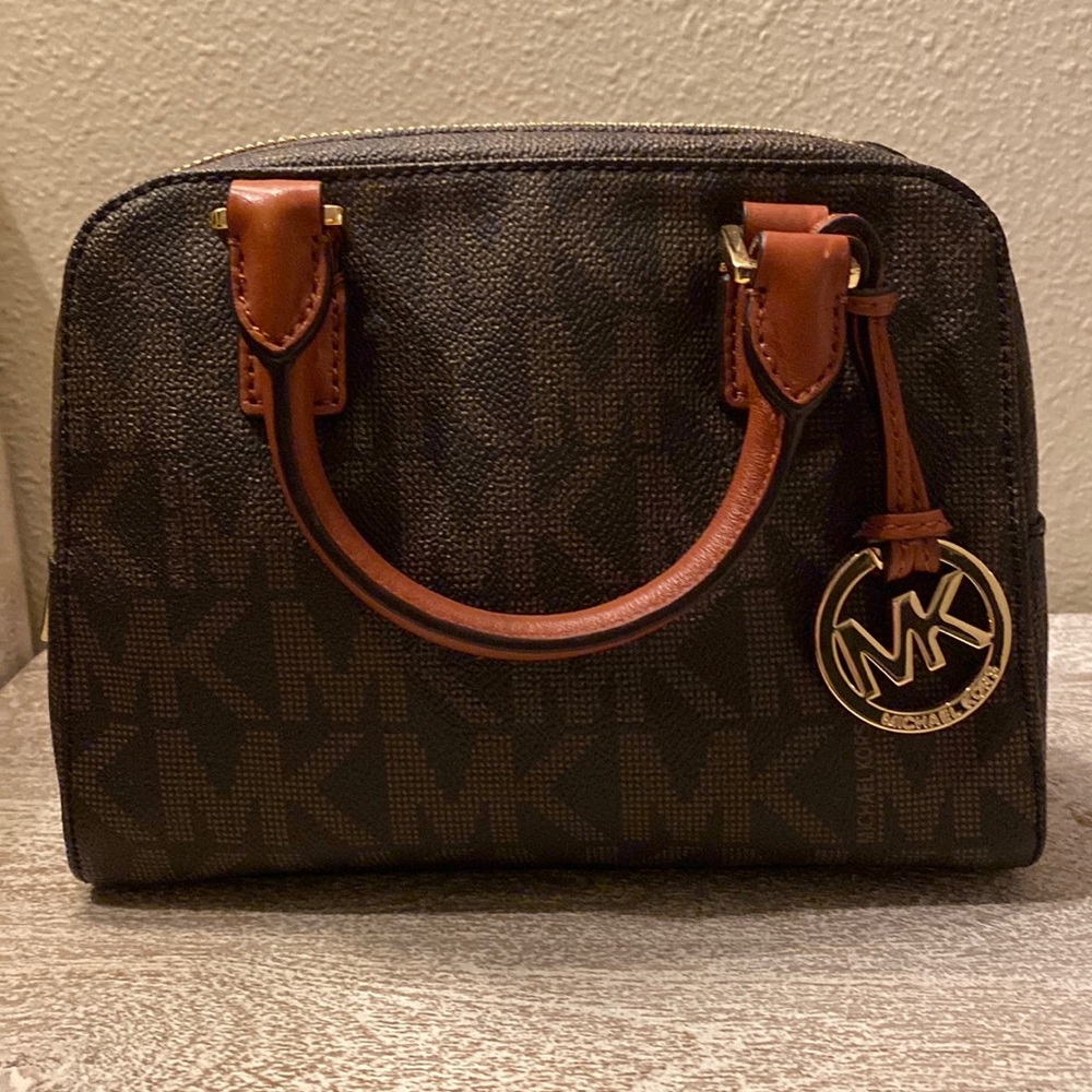 Michael Kors mini leather purse - NEVER USED!